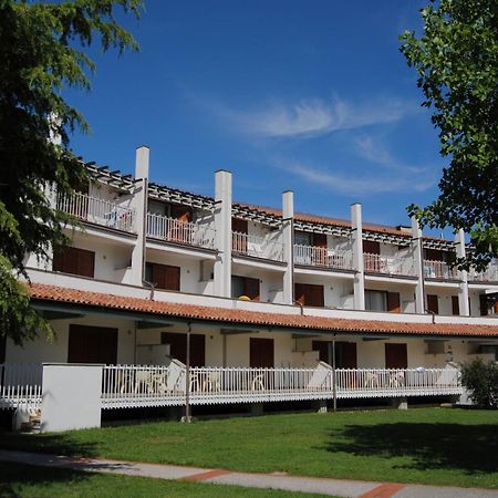 Residence Selenis Caorle Bagian luar foto