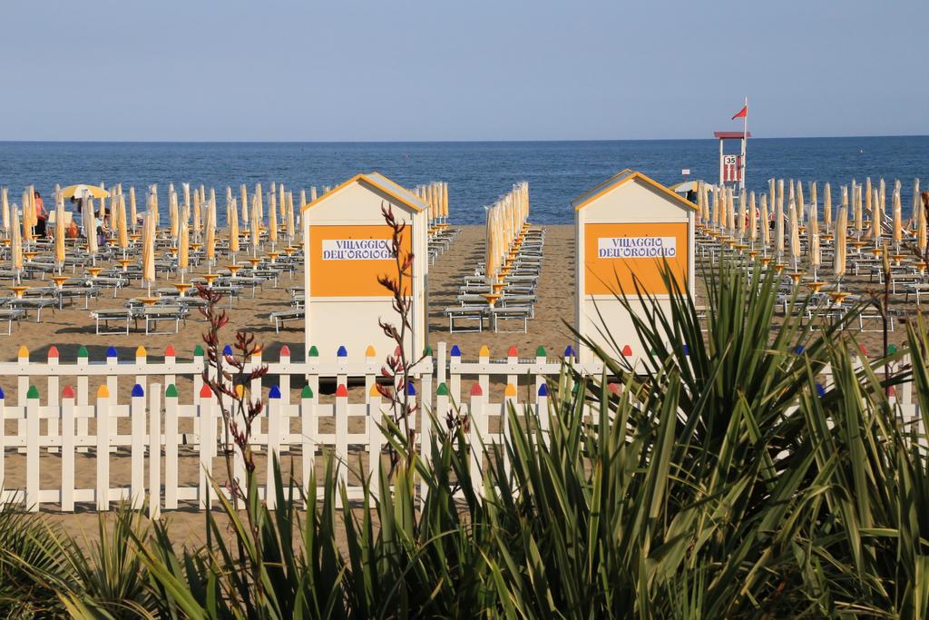 Residence Selenis Caorle Bagian luar foto