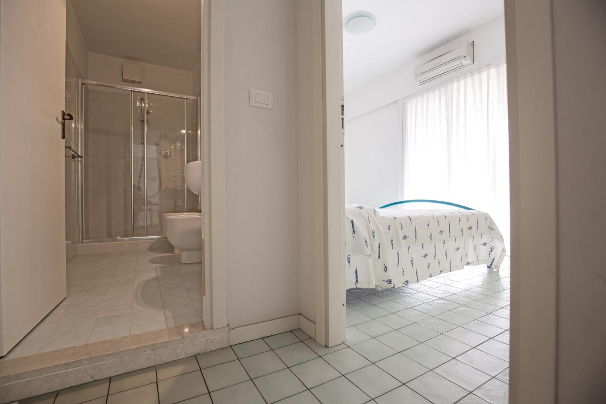 Residence Selenis Caorle Ruang foto