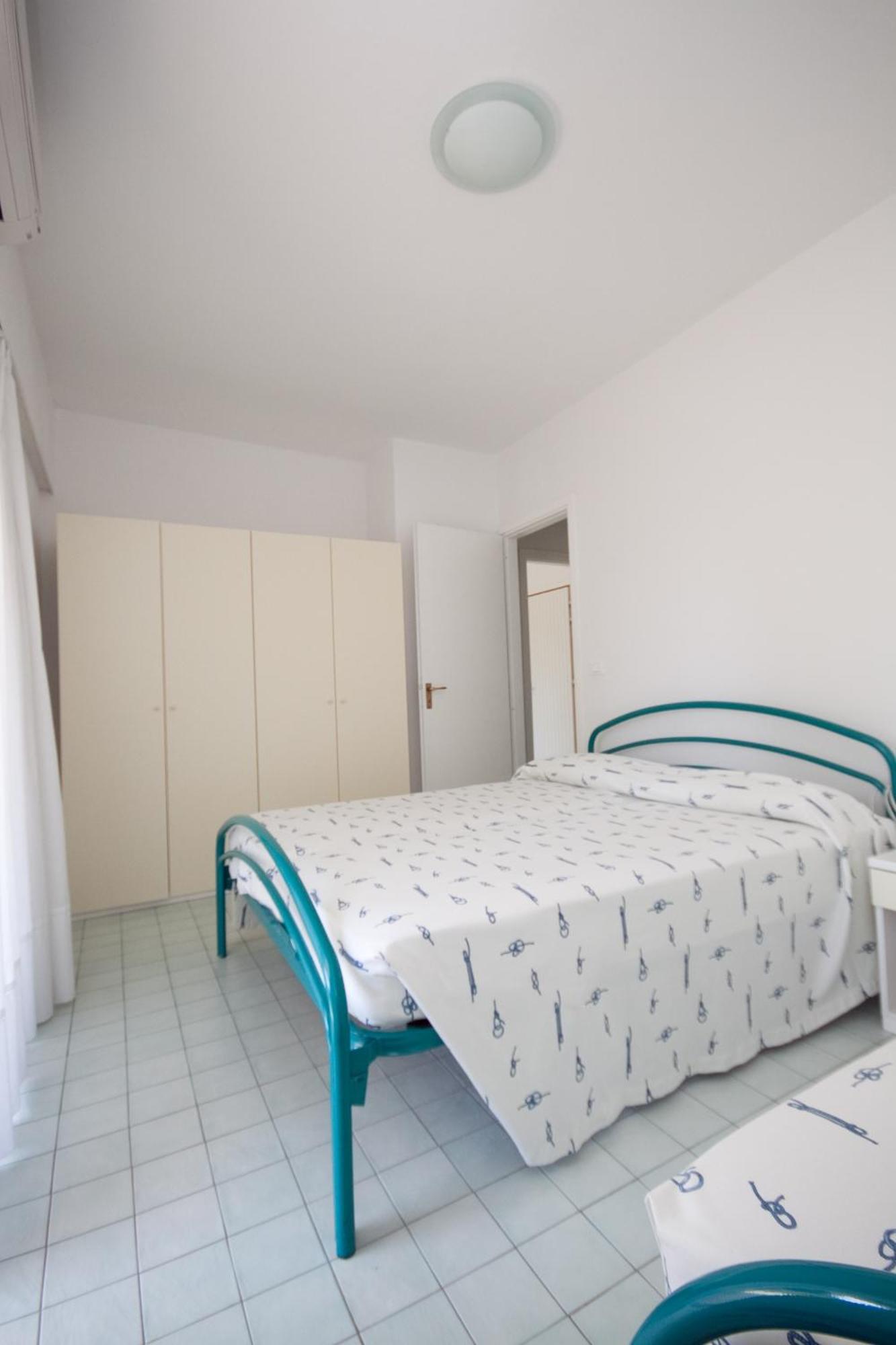 Residence Selenis Caorle Ruang foto