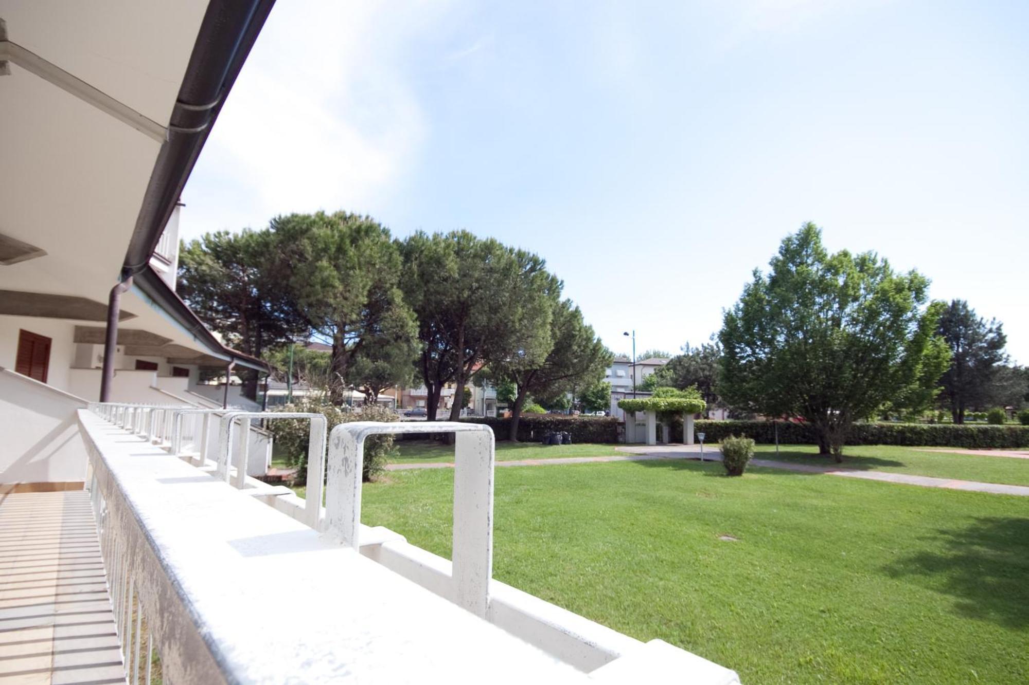 Residence Selenis Caorle Ruang foto