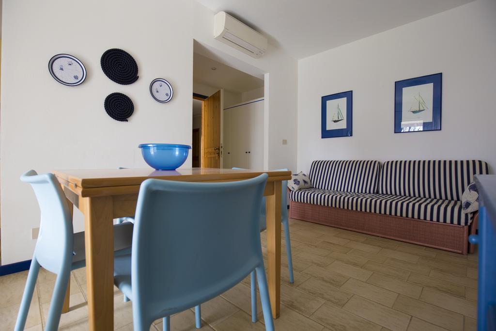Residence Selenis Caorle Ruang foto